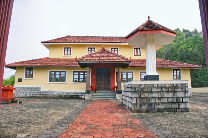 ದೊಡ್ಡಮನೆ